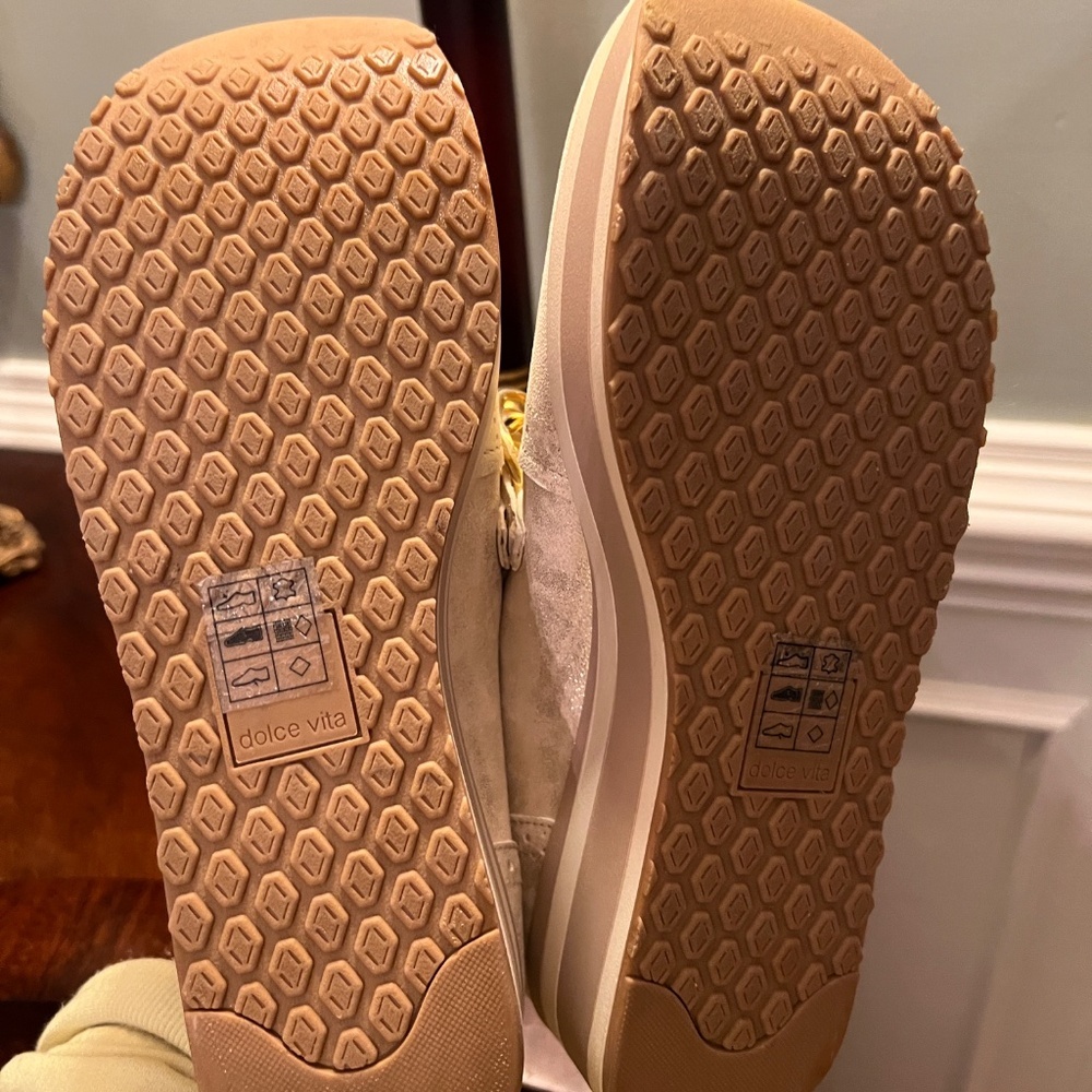 EEUC Women's Dolce Vita Jhenee Light Gold Platform Espadrilles Loafers Size 9.5 - Picture 6 of 8